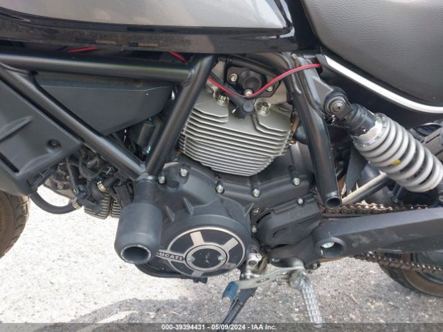 2016 DUCATI SCRAMBLER ML015AXG9GT000845 Photo 8