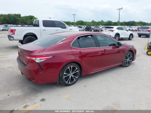 4T1B11HK0JU583709 Toyota CAMRY SE