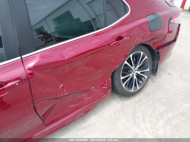 4T1B11HK0JU583709 Toyota CAMRY SE
