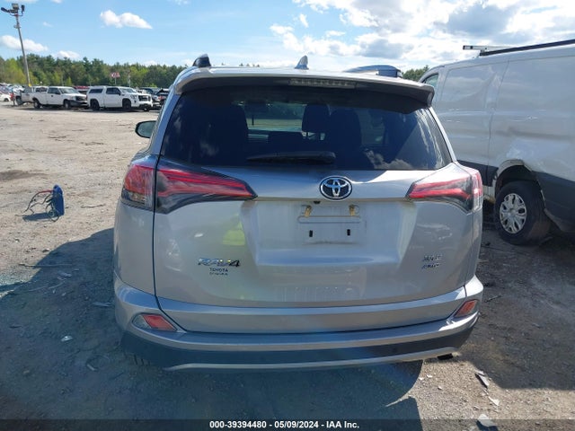 Toyota Rav4 Xle 2017 2T3RFREV9HW657580 Image 16