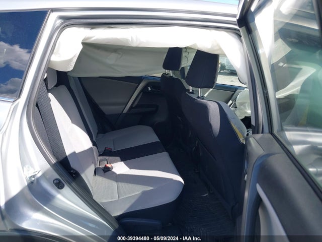 Toyota Rav4 Xle 2017 2T3RFREV9HW657580 Image 8