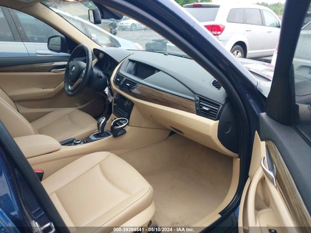BMW X1 Xdrive28i 2014 WBAVL1C52EVY11798 Image 5