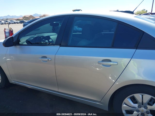 Chevrolet Cruze Ls Auto 2015 1G1PA5SH4F7189062 Image 14