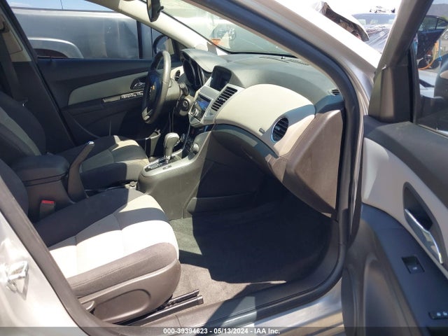 Chevrolet Cruze Ls Auto 2015 1G1PA5SH4F7189062 Image 5