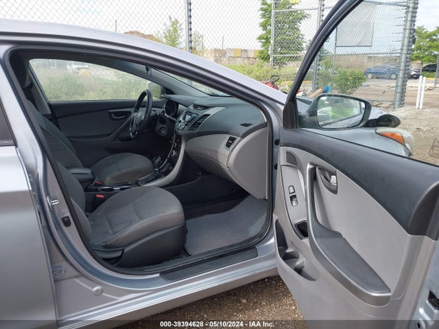 Hyundai ELANTRA SE 2016 5NPDH4AE8GH736371 Image 5