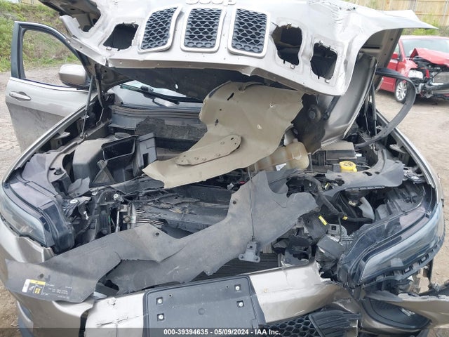 1C4PJMLB6KD341284 Jeep Cherokee Latitude Plus 4x4