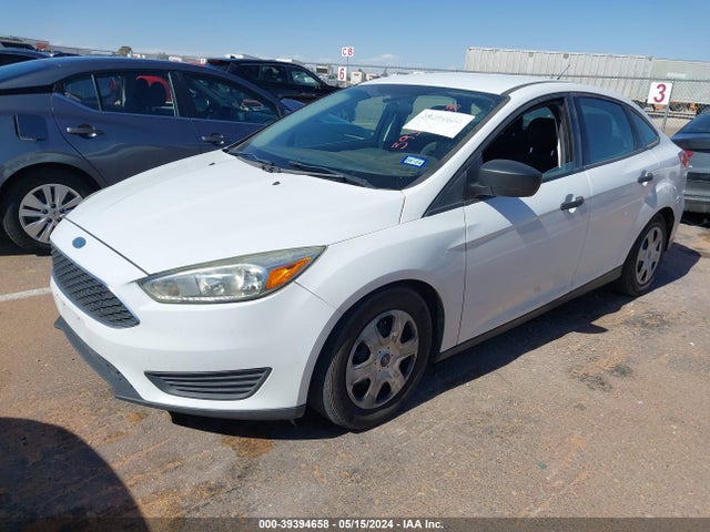 Ford FOCUS S 2016 1FADP3E23GL229862 Image 2