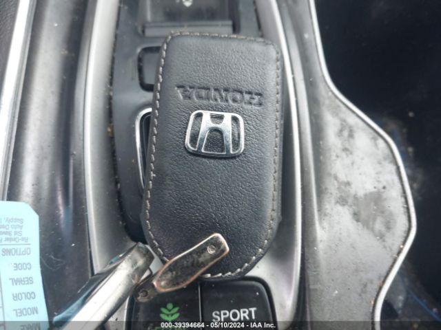 1HGCV2F97KA035326 Honda Accord Touring 2.0t