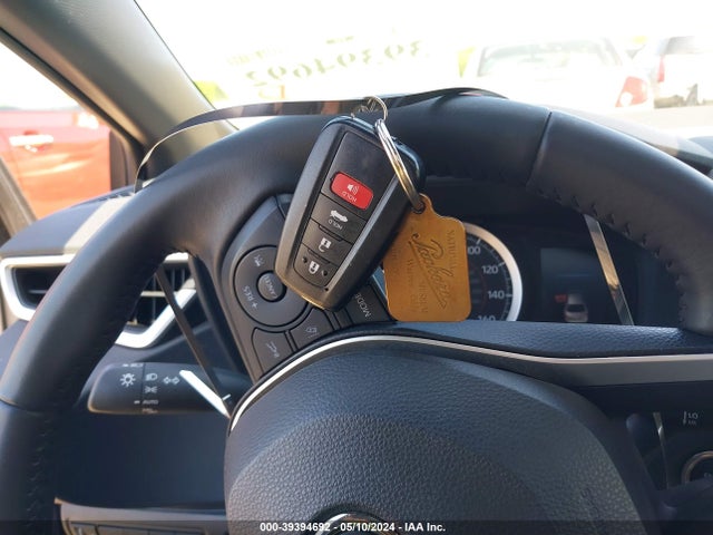 JTDP4MCE4NJ088053 Toyota COROLLA SE