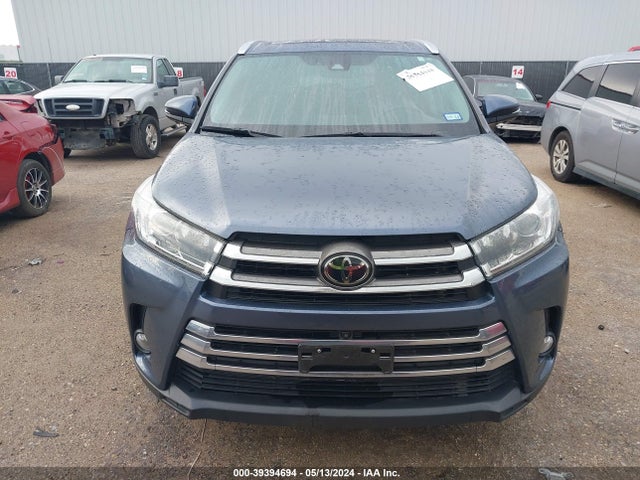 Toyota Highlander Limited Platinum 2018 5TDYZRFH6JS286252 Image 12