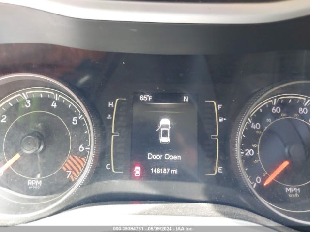 1C4PJLAB7FW731429 Jeep Cherokee Sport