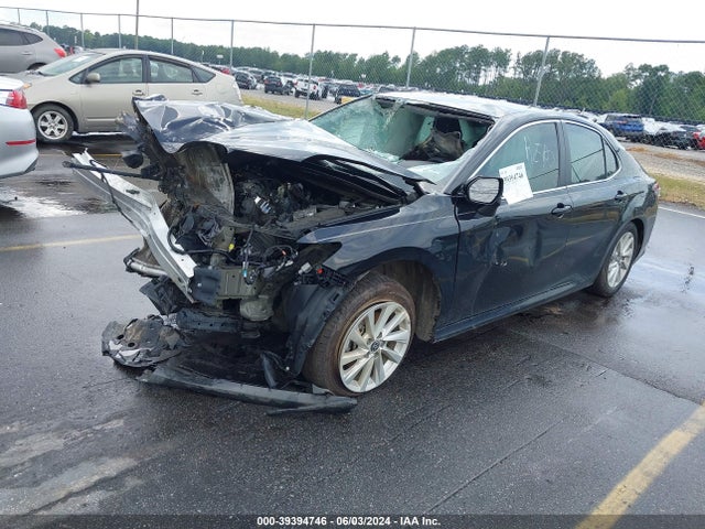 Toyota CAMRY LE 2023 4T1C11AK2PU126584 Image 2