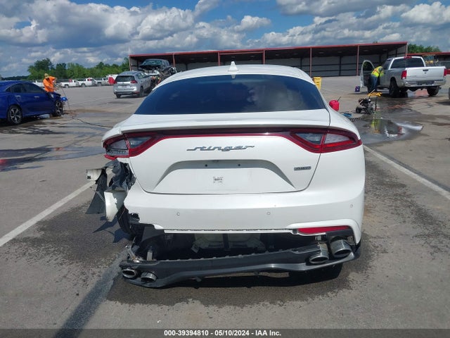 KIA Stinger Premium 2018 KNAE25LA9J6015576 Image 16