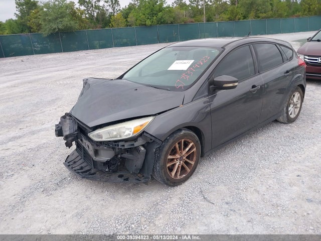 Ford FOCUS SE 2016 1FADP3K23GL244270 Image 2