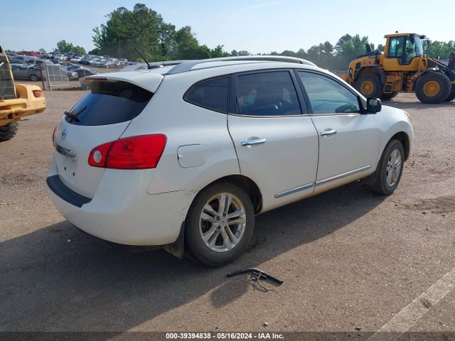 Nissan Rogue Select S 2015 JN8AS5MTXFW654739 Image 4