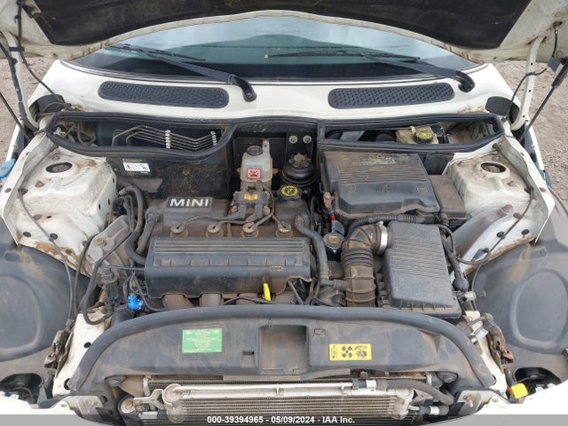 2006 MINI COOPER WMWRC33556TK16633 Photo 9