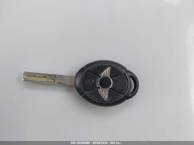 2006 MINI COOPER WMWRC33556TK16633 Photo 10