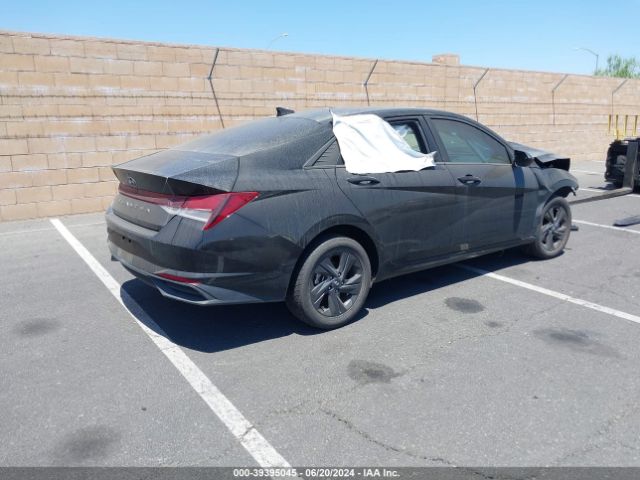 5NPLS4AGXNH054894 Hyundai ELANTRA SEL