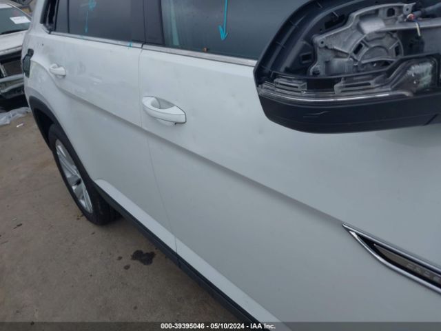 1V2JC2CA7NC225581 Volkswagen Atlas Cross Sport 2.0t Se W/technology