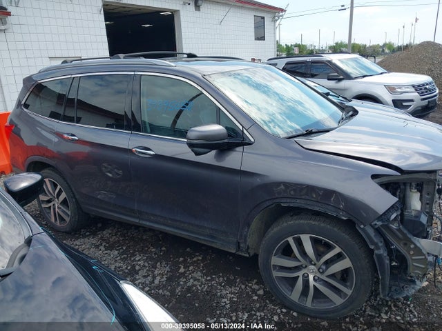 Honda Pilot Touring 2016 5FNYF6H92GB025517 Image 13