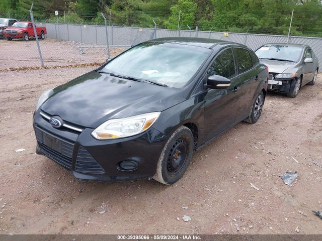 Ford FOCUS SE 2014 1FADP3F24EL139020 Image 2