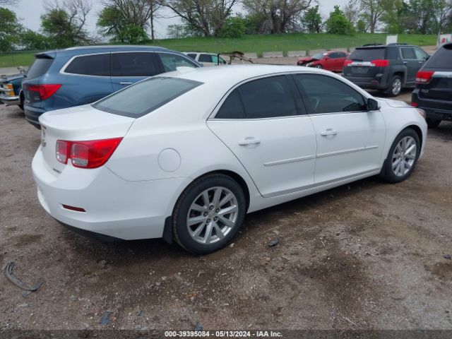 1G11D5SL2FU150537 Chevrolet MALIBU 2LT
