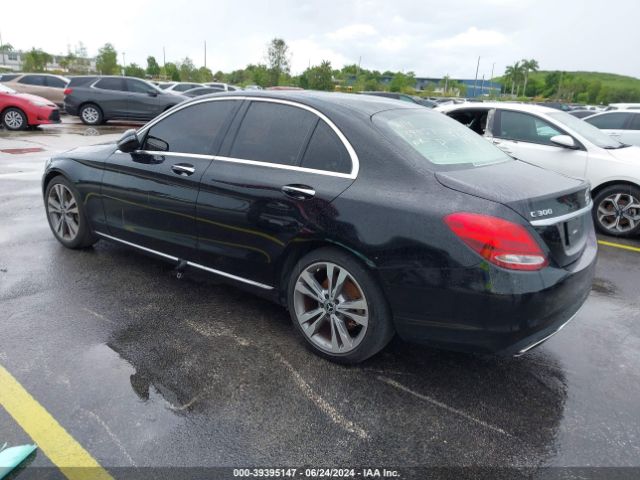 WDDWF4JB8JR391157 Mercedes-Benz C 300