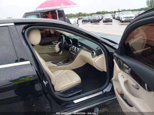 WDDWF4JB8JR391157 Mercedes-Benz C 300