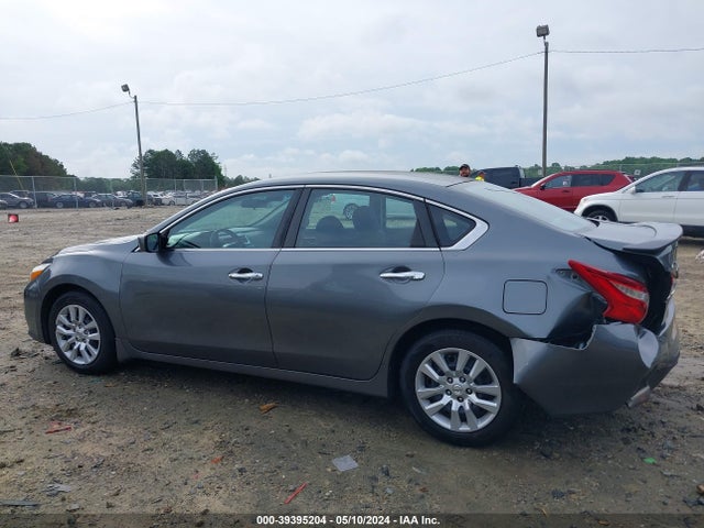 Nissan Altima 2.5 S 2016 1N4AL3AP8GN321022 Image 14