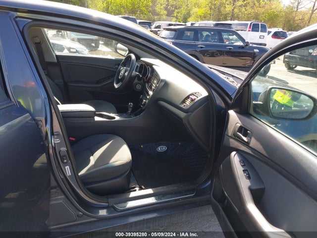 KIA Optima Lx 2015 KNAGM4A76F5568980 Image 5