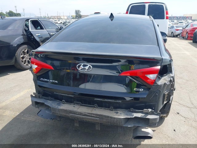 Hyundai SONATA ECO 2016 5NPE24AA1GH424542 Image 17