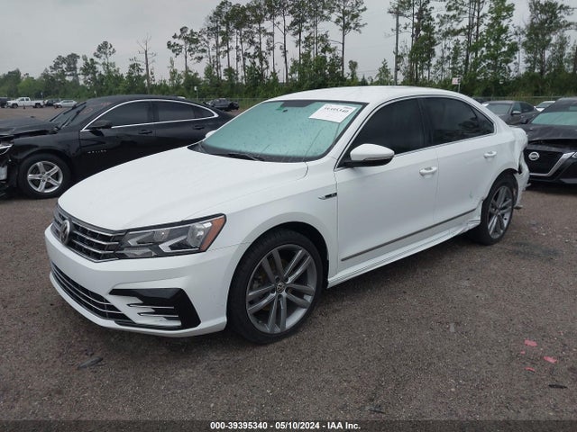 1VWDT7A33HC048853 Volkswagen Passat 1.8t R-line