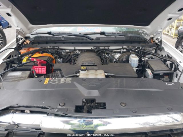 3GCUKRER2JG422016 Chevrolet Silverado 1500 1lt