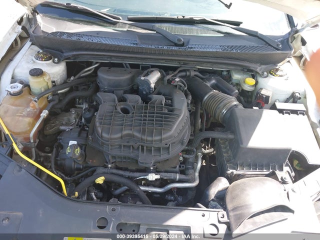 Chrysler 200 LX 2014 1C3CCBAG8EN164896 Image 10