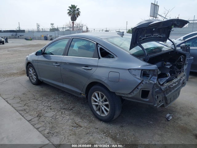 Hyundai SONATA SE 2019 5NPE24AF9KH783464 Image 3