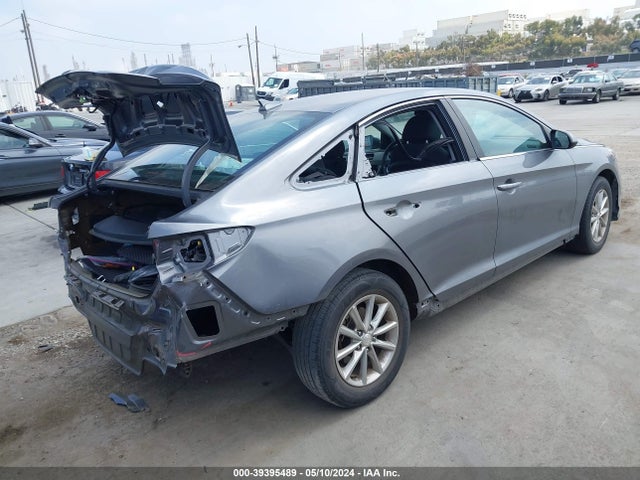 Hyundai SONATA SE 2019 5NPE24AF9KH783464 Image 4