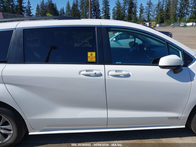Toyota SIENNA LE 2021 5TDKSKFC1MS029638 Image 14