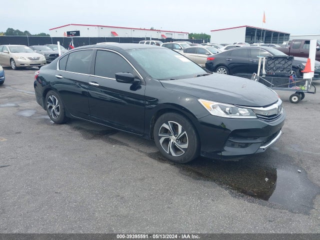2017 1HGCR2F39HA166637 главное изображение