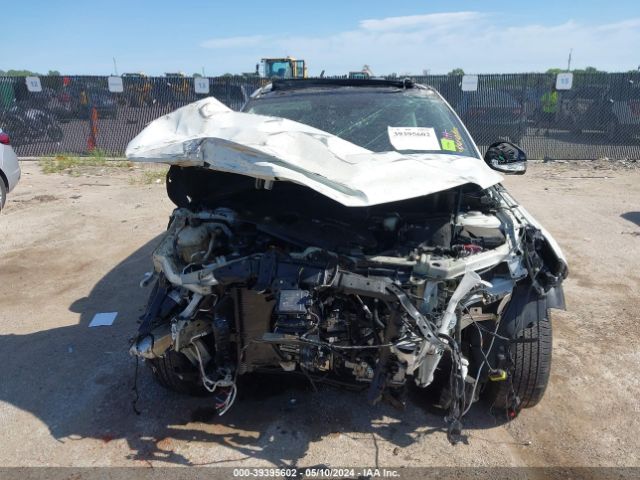 3PCAJ5M1XKF101584 Infiniti QX50