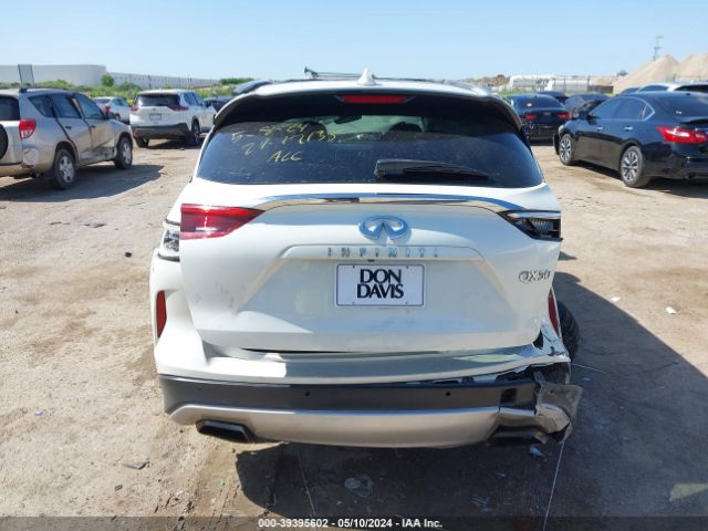 3PCAJ5M1XKF101584 Infiniti QX50