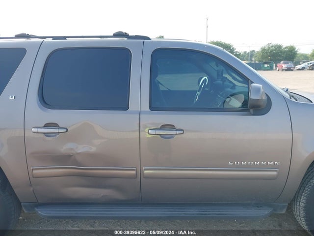Chevrolet Suburban 1500 Lt 2014 1GNSCJE07ER237366 Image 13