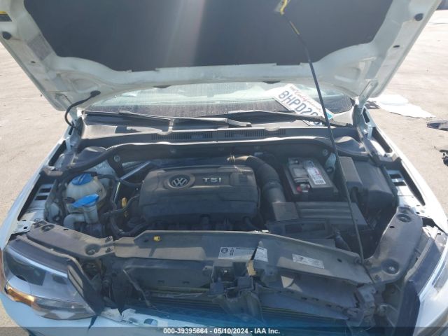 3VWD17AJ1FM339657 Volkswagen Jetta 1.8t Se
