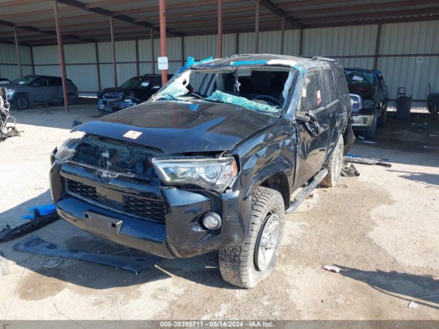 2020 TOYOTA 4RUNNER JTEBU5JR2L5796339 Photo 1