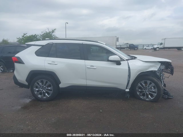 Toyota Rav4 Xle Premium 2022 2T3C1RFV8NW211385 Image 13