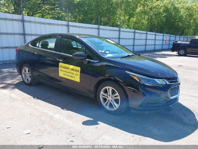 Chevrolet Cruze Lt Auto 2018 1G1BE5SMXJ7103225 main image