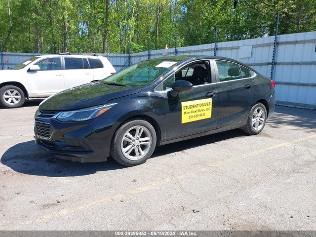 Chevrolet Cruze Lt Auto 2018 1G1BE5SMXJ7103225 Image 2