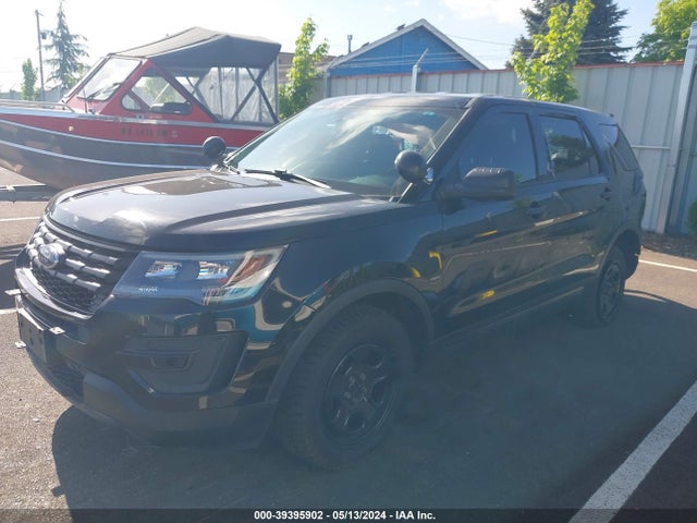 Ford Utility Police Interceptor 2017 1FM5K8AR4HGC87322 Image 2