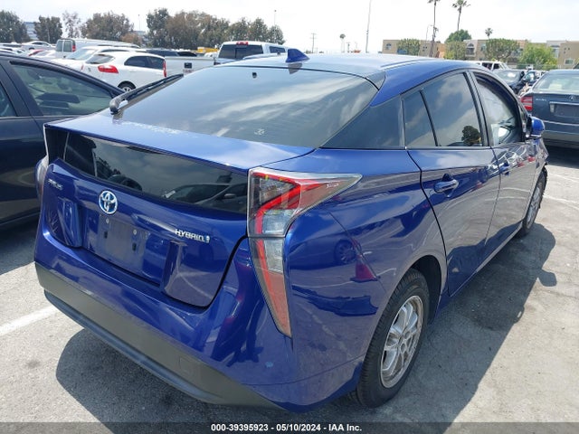 Toyota Prius Three 2017 JTDKARFU9H3532989 Image 4