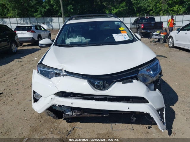 Toyota Rav4 Xle 2018 JTMWFREV4JJ188633 Image 12