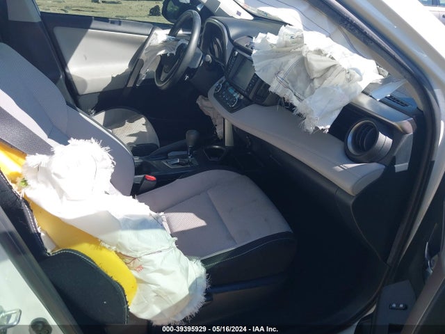 Toyota Rav4 Xle 2018 JTMWFREV4JJ188633 Image 5